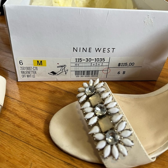 Nine West Embellished ‘Daisy’ heeled Sandals - Picture 3 of 7